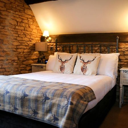 The Horse & Groom Stow-on-the-Wold ภายนอก รูปภาพ