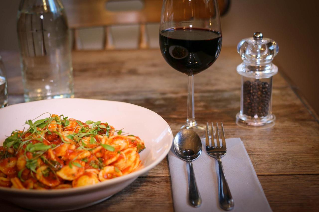 The Horse & Groom Stow-on-the-Wold ภายนอก รูปภาพ