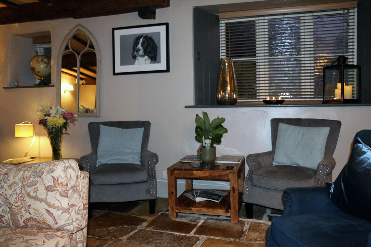 The Horse & Groom Stow-on-the-Wold ภายนอก รูปภาพ