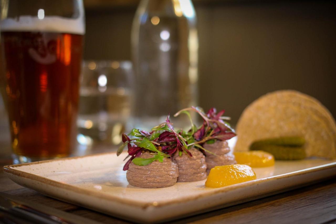 The Horse & Groom Stow-on-the-Wold ภายนอก รูปภาพ